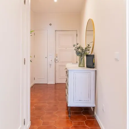 Apartment Urban Retreat By Lovelystay Porto